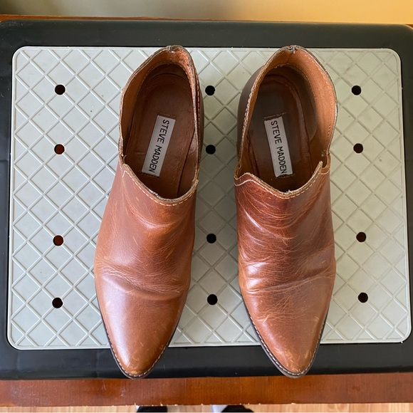 STEVE MADDEN Womens Sz 8.5 Brown Cognac Suede Ankle Boots Bootie - Picture 3 of 6